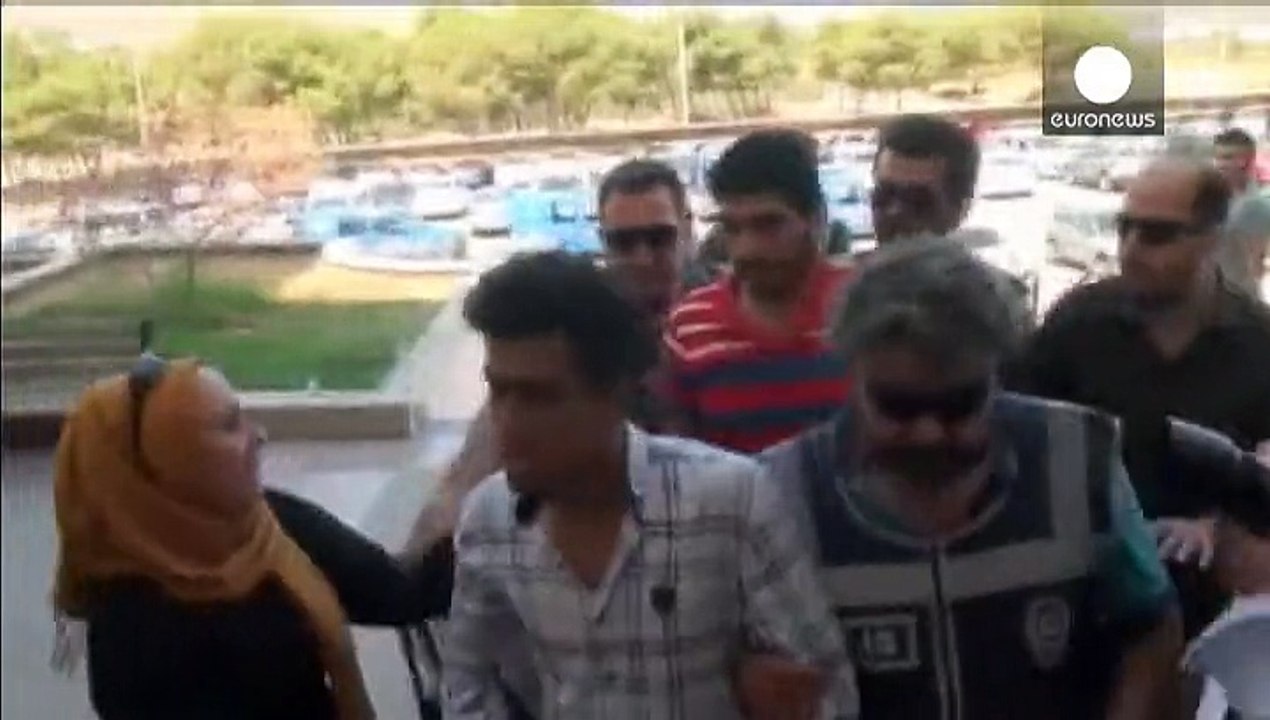 Mort d'Aylan : quatre passeurs syriens inculpés...