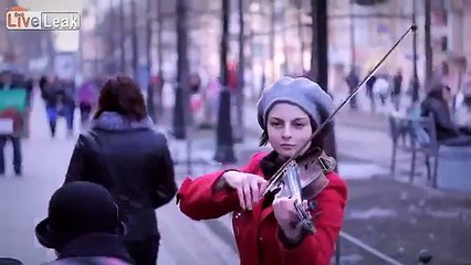 Amazing Russian Street Performer plays beautiful violin music