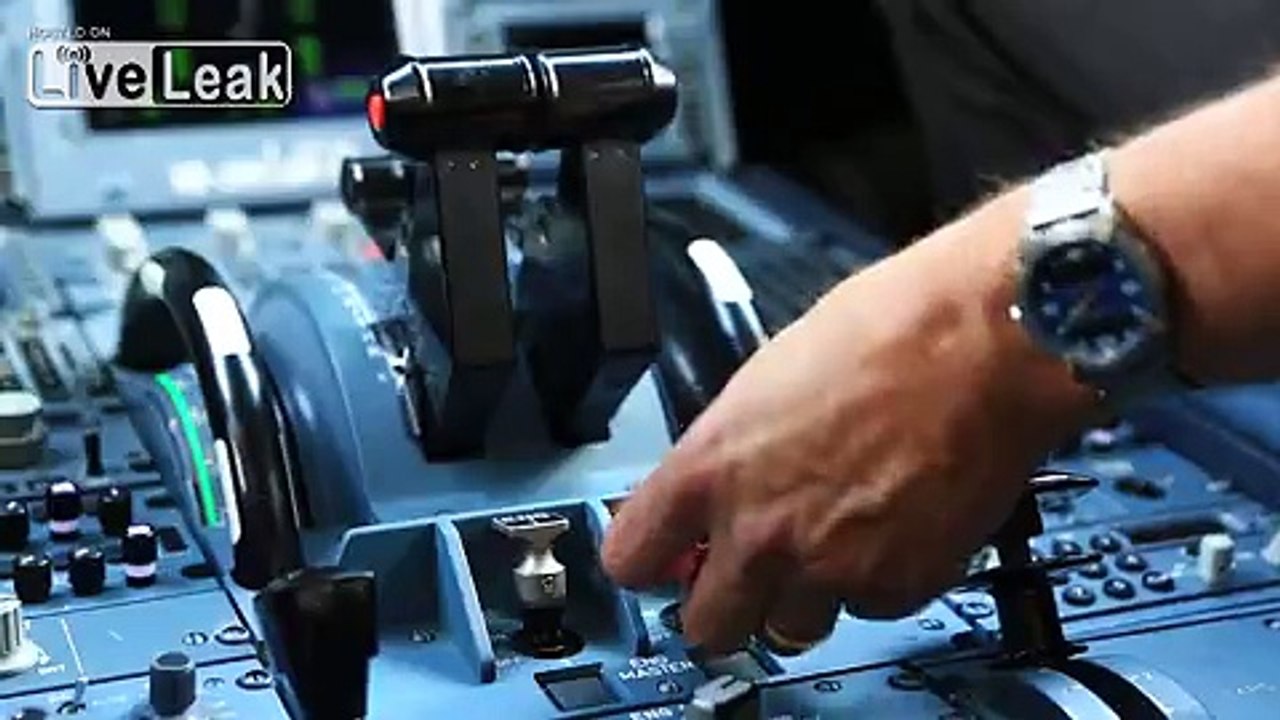 SWISS Airbus A330 and Patrouille Suisse at AIR14 Payerne - The pilot`s view!