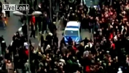 Скачать видео: Hooligans Against Illegally Parked Police Vehicles