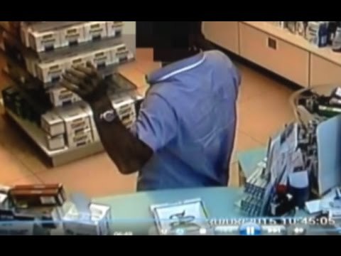 Napoli - Tre rapine in dieci giorni nel Vesuviano, fermato un 43enne (04.09.15)