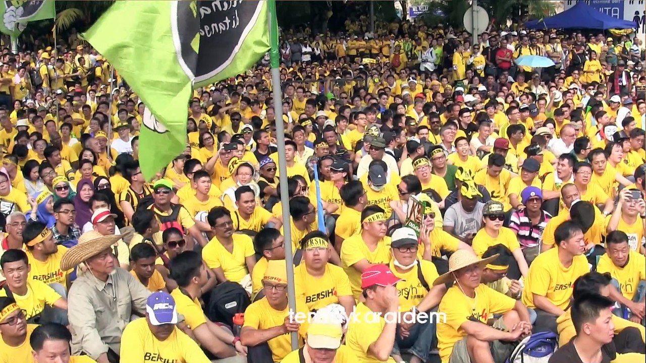 (Bersih 4) Fadiah Nadwa: Kita Ada Disini Kerana Kekayaan Negara Kita Terus Dirompak Oleh Pemerintah