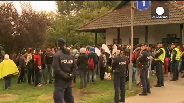 Destination Germany as thousands of migrants reach Austria from Hungary