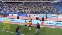 احتفالات لاعبي النصر بالبطوله الدوري ( لحضه اطلاق الصفاره النهايه ) المباراه الن_3473