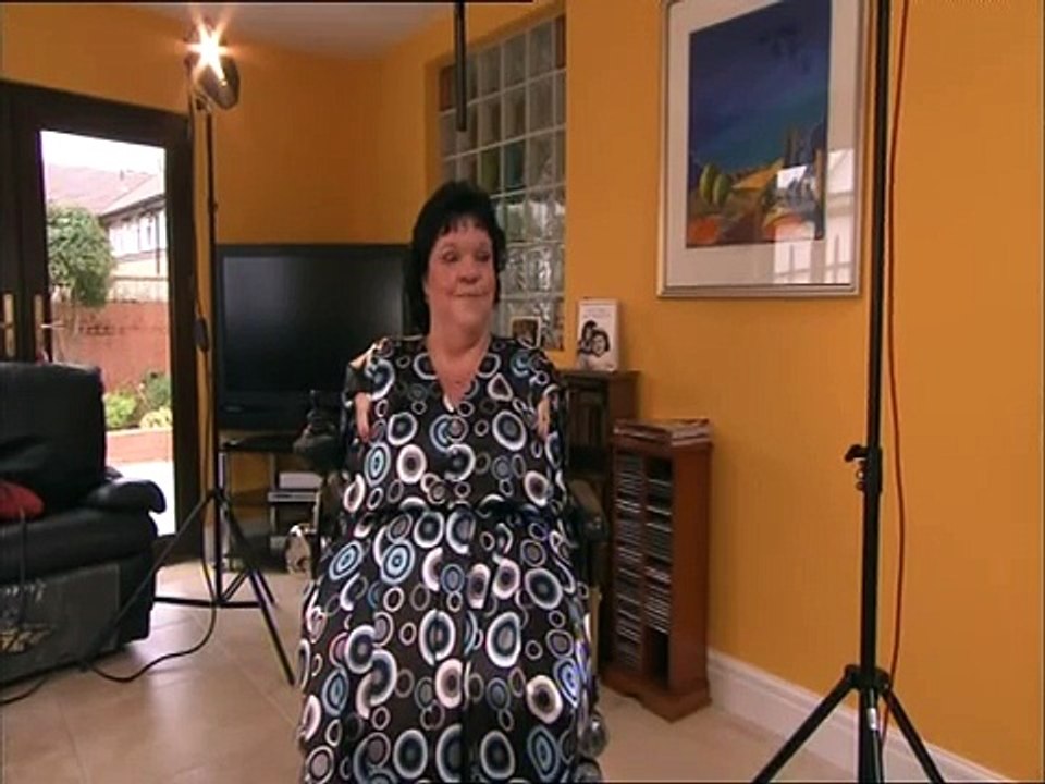 ROSALEEN (Rosie) MORIARTY-SIMMONDS - Thalidomide