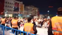 Serdar Ortaç'a Ahmet Kaya protestosu