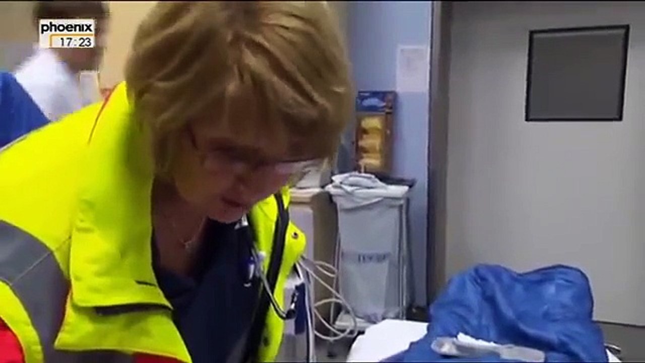 Zwischen Leben und Tod - 24 Stunden Notaufnahme UKE (Doku Deutsch)