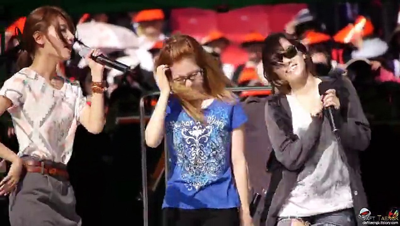 Girls' Generation SNSD,kara, tara, t ara, big bang, snsd, tvxq, dbskn, yoona, korea, music korea,