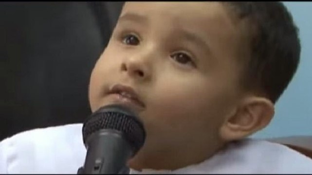 3 year old Child reciting the Holy Quran(Hafiz Abdul Rehman Farah from Aljazair)