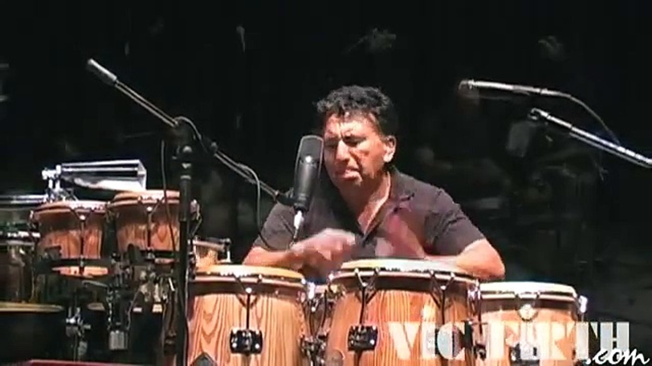 Peter Erskine & Alex Acuna performing "Black Market Juggler"