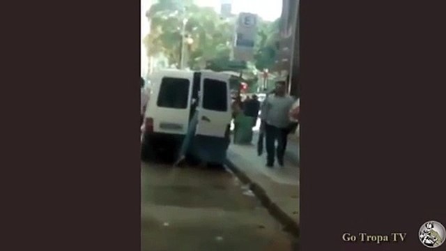 Ladrão tenta furtar van, mas o dono estava armado