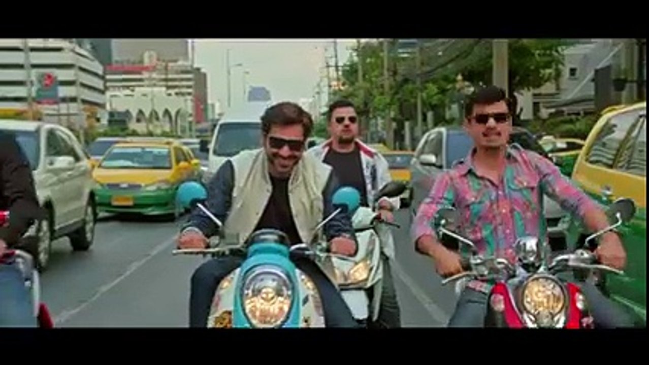 Dance The Party (Song) of Jawani Phir Nahi Ani