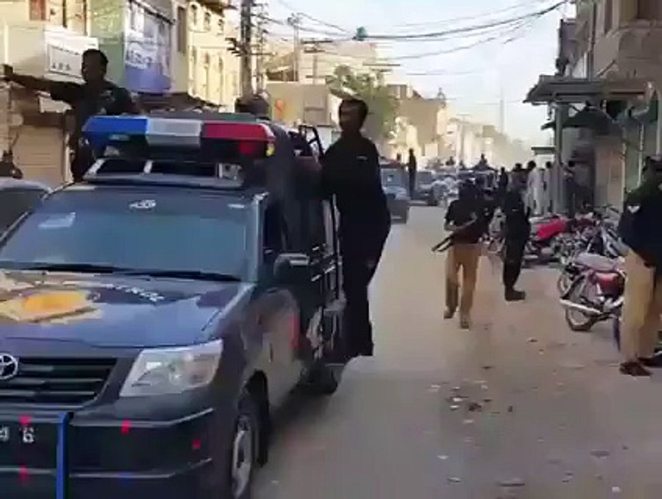 What Sindh Police Did With Imran Khan When He Reached Sindh - Video Leaked