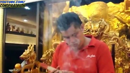 REAL Reptilian - Eating Glass + Fire + Demon Possesion