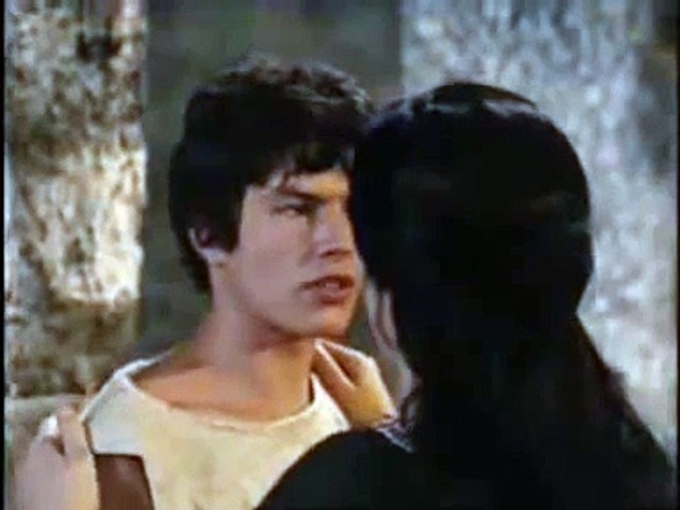 Odissea - Ulisse e Penelope - scena romantica