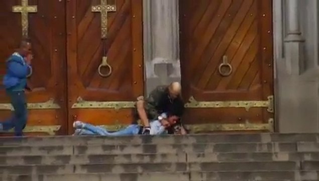 Homeless guy saved woman hostage by jumping on the kidnapper