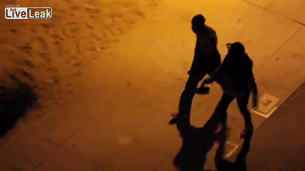 Man Gets Vicious Beat-down in Venice Beach