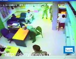 Dunya TV-13-12-2011-Karachi Bank Dacoity CCTV Footage