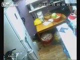 Store robbed while clerk sleeps