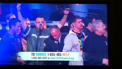 12/12/12 Concert with Paul McCartney and Sandy heroes (funnier in slow-mo)