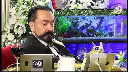 ‘Hz. Mehdi (as) devrinde insanlar aileleriyle bir gemiye dolup kaçmak isteyecekler’ hadisi göçmenleri işaret etmektedir.