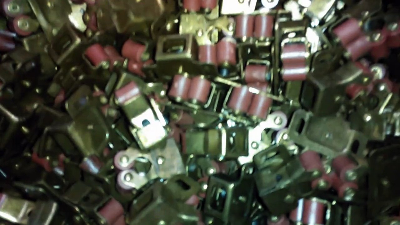 China Sourcing and Import Purchasing Agent: Furniture Catches and Latches / Production 3