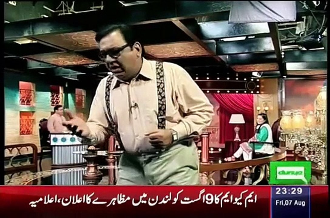 Azizi as nawaz shareef and asif zardari in  Hasb-E-Haal  7 August 2015