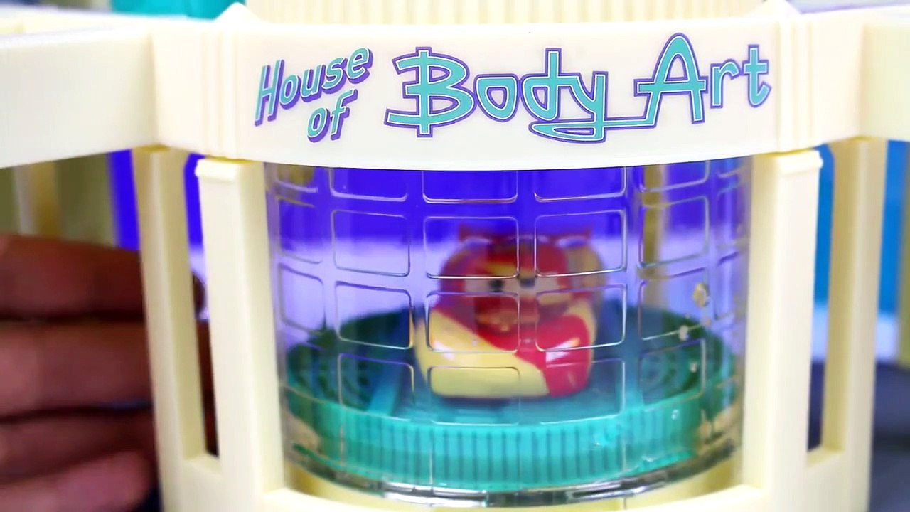 Color Changers Disney Pixar Cars Playset House of Body Art Toys Lightning McQueen Hot wheels CARS 2