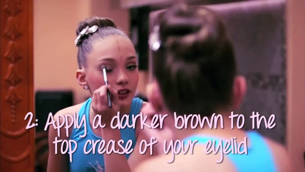 Maddie Zieglers Makeup Tutorial ABBY LEE DANCE SECRETS APP VIDEO - Pink. aldc