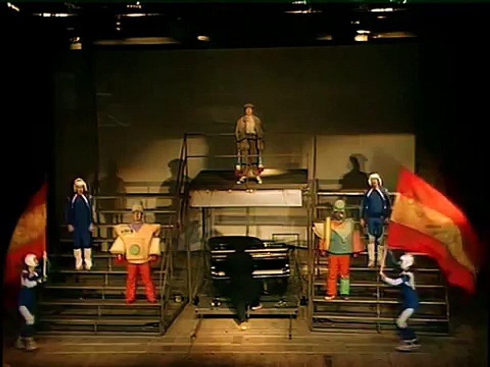 Victory Over the Sun *Победа над солнцем* Sieg über die Sonne