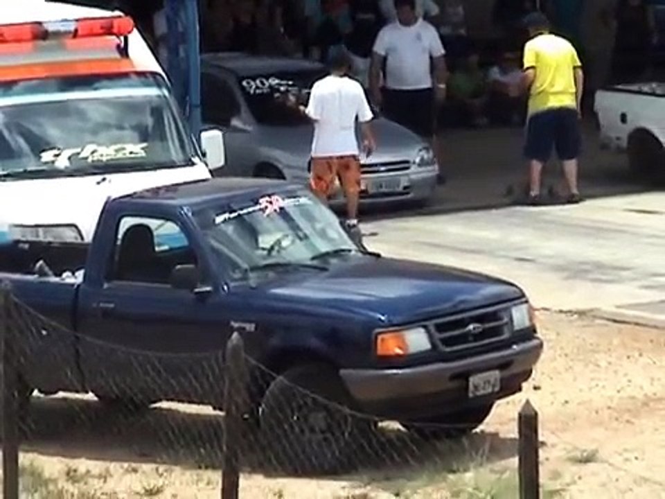 Corsa x Saveiro 3ª Arrancada de Carros de Rua