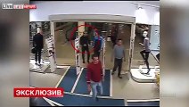 Thief caught on CCTVÂ  KnockOut security guard in Kursk
