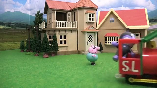 Anpanman and Peppa pig toys : Peppa and anpan playing in Hospital toy !