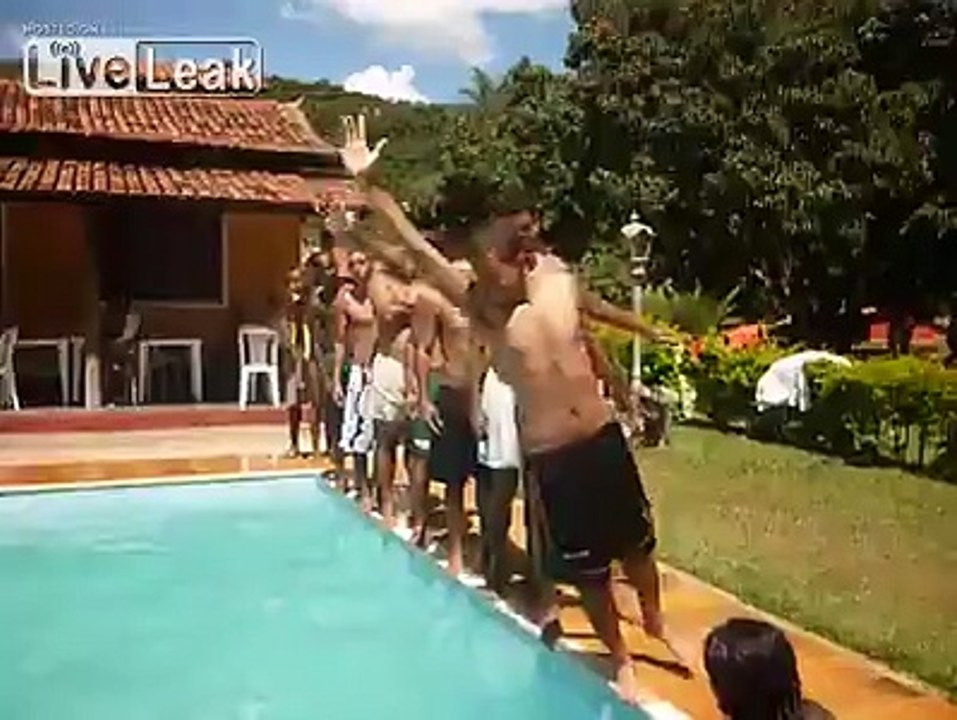 Ass in the pool