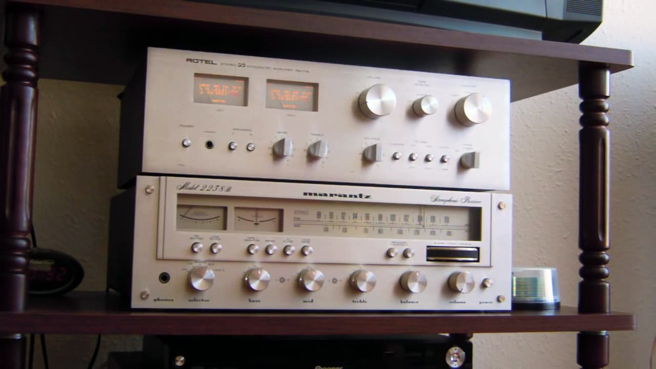Rotel ra 714