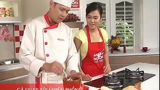 ga quay xoi chien phong - Vietnam cuisine