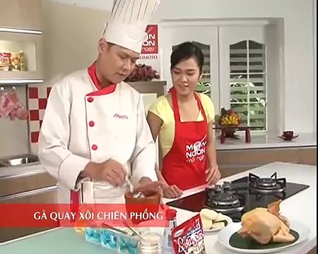 ga quay xoi chien phong - Vietnam cuisine