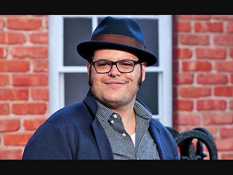 Josh Gad gets thumbs-up to play Roger Ebert in Russ & Roger