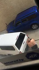 Ivre, elle renverse son voisin handicapé et écrase son fauteuil