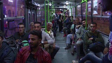 Miles de migrantes llegan a Austria y Alemania