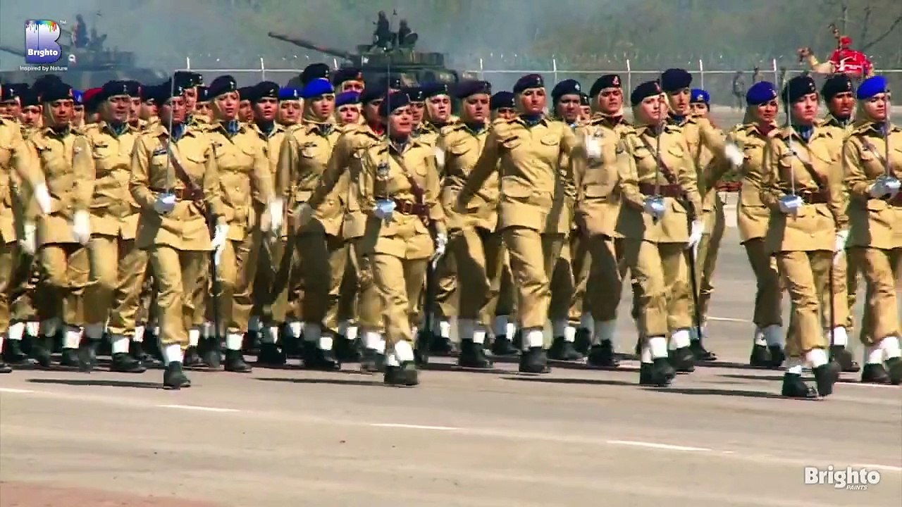 Bazoo tera tauheed ki quwwat se qavi hai,