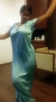 Awesome Indian Girl Dance in nightie - video Dailymotion