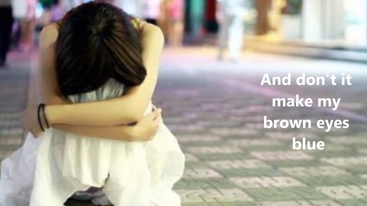 Don't it make my brown eyes blue - Crystal Gayle (Lyrics)