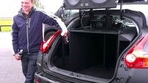Nissan Juke Amazing Speakers tearing up the Paper [HD]