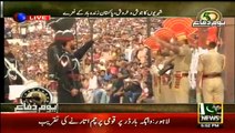 Indians Chanting Pakistan Zindabaad During Live Parade On 6th Sep - MUST WATCH