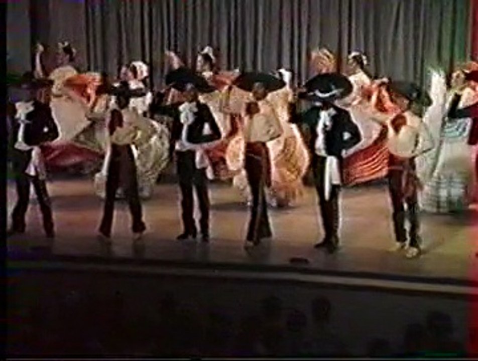 32 Festival de Confolens 1989.  Ballet Folklorico Fiesta Méxicana.