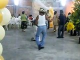 Borrachos bailando (Pump IT)