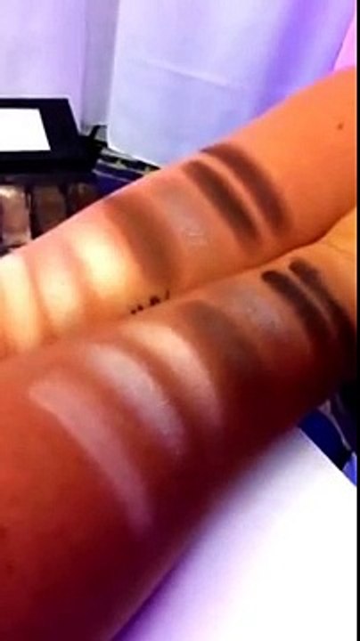Convention Periscope - Addiction Eye Shadow Palette