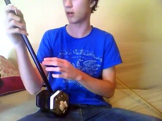 Playing Erhu: Lesson 1: Bows and such.