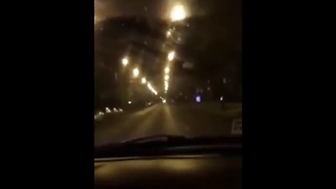 Simon City Royals clapping at MKs